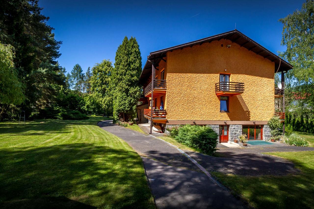 Garni Hotel Petra Slapy (Prague-West) Exterior foto